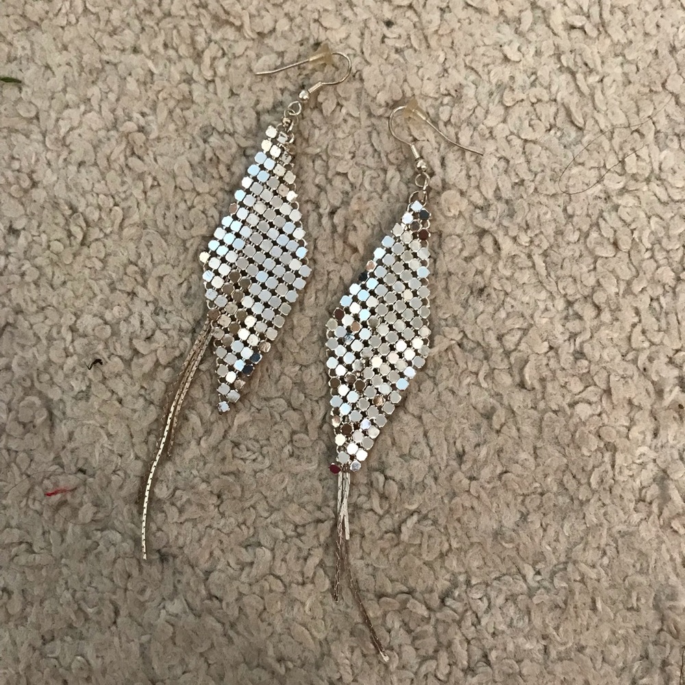 Gorgeous silver mesh earrings
